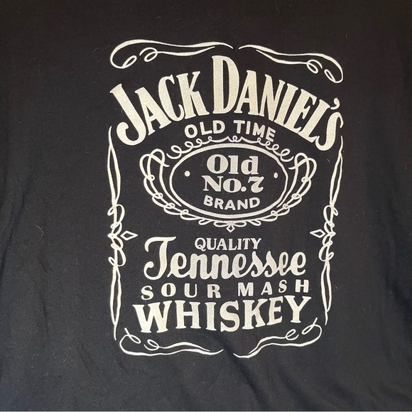 Jack Daniel’s Whiskey Black Cropped T-Shirt - Picture 3 of 7